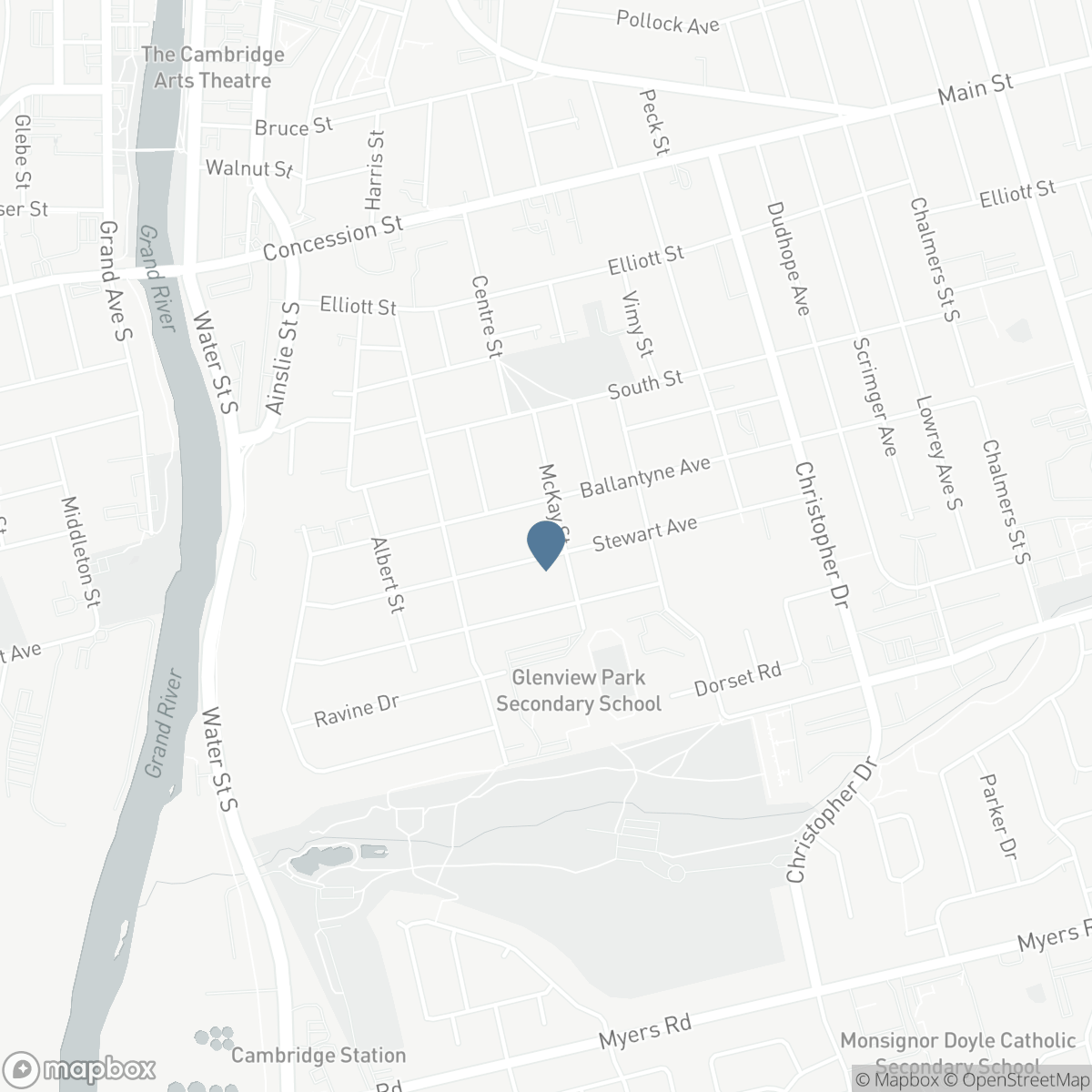 102 STEWART AVENUE, Cambridge, Ontario N1R 2T9